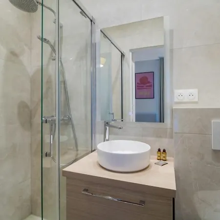 Mobility Lease - La Fayette - 8 People アパート *