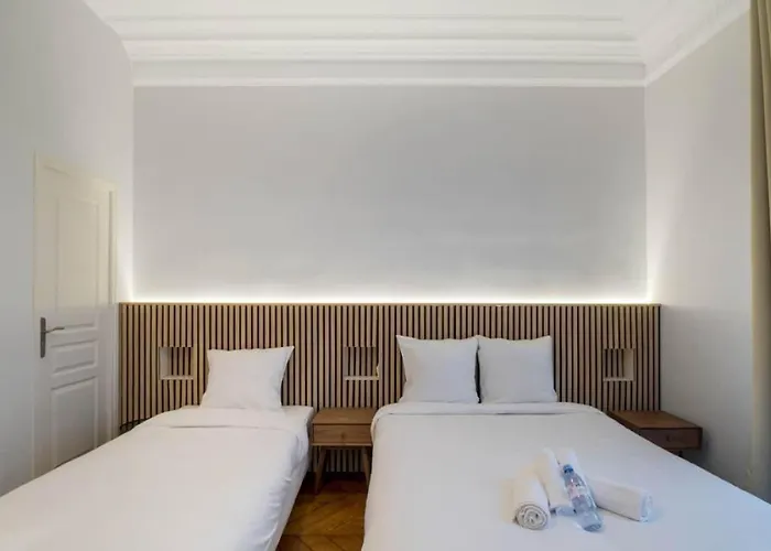 Mobility Lease - La Fayette - 8 People アパート *