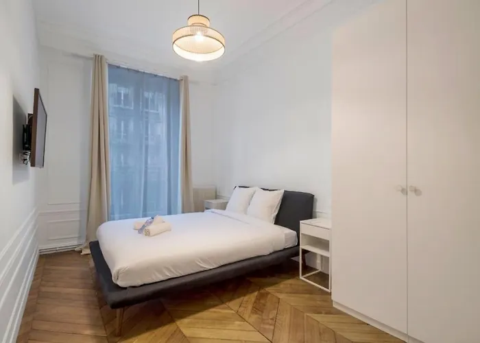 Mobility Lease - La Fayette - 8 People * パリ